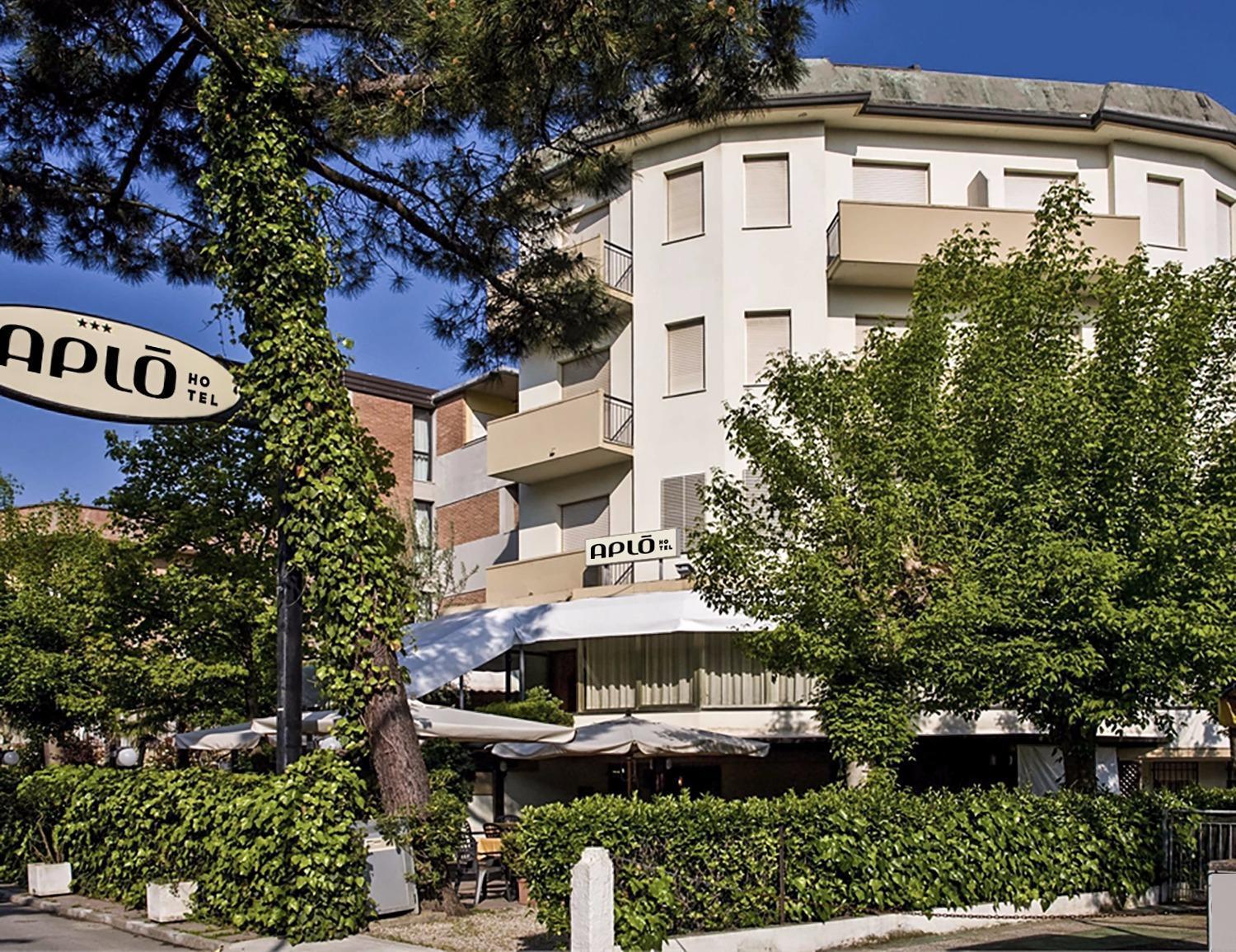 Hotel Aplo - Breakfast Experience Τσέρβια Εξωτερικό φωτογραφία