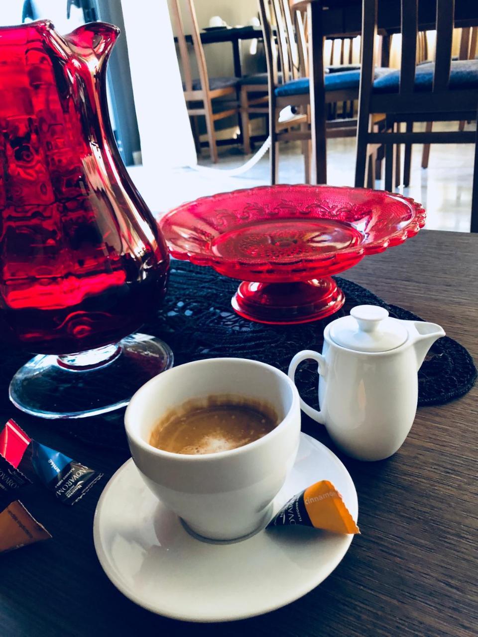 Hotel Aplo - Breakfast Experience Τσέρβια Εξωτερικό φωτογραφία